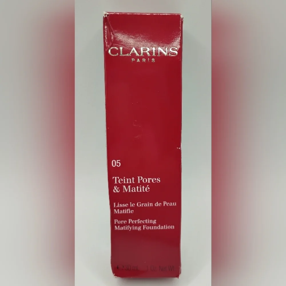 Clarins Teint & Matite Pore Perfecting Matifying Foundation 05 Cappuccino BNIB